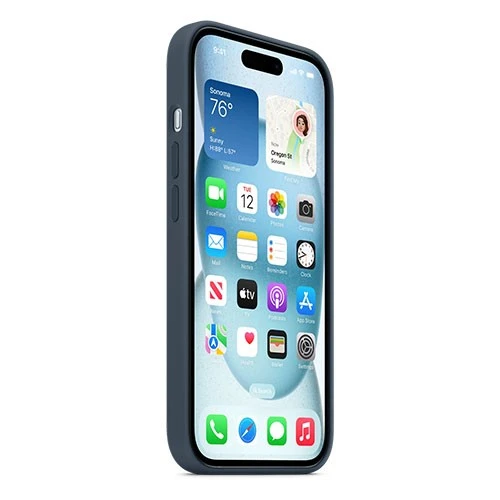 Apple iPhone 15 Silicone Case - Protective Back Cover - Built-in MagSafe Magnets - Soft-touch Silicone with Microfiber Lining (194253939337) - image 3