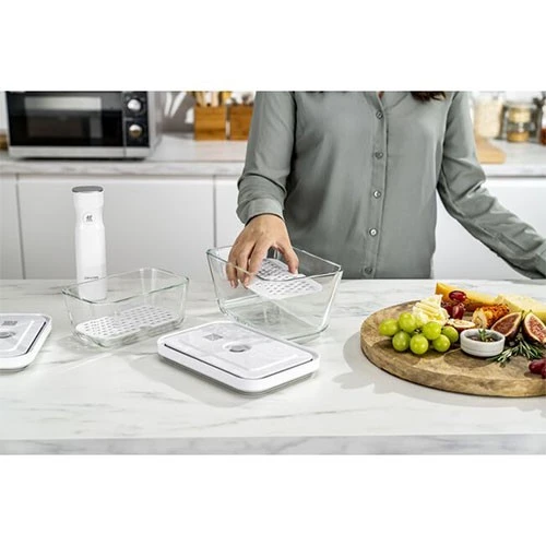 Zwilling Fresh and Save Drip Tray Set for Plastic Containers M/L 2 Pieces 1021456 (4009839650918) - image 3 Zwilling Fresh and Save Drip Tray Set for Plastic Containers M/L 2 Pieces 1021456 (4009839650918) - image 3