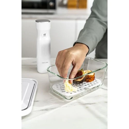 Zwilling Fresh and Save Drip Tray Set for Plastic Containers M/L 2 Pieces 1021456 (4009839650918) - image 4 Zwilling Fresh and Save Drip Tray Set for Plastic Containers M/L 2 Pieces 1021456 (4009839650918) - image 4