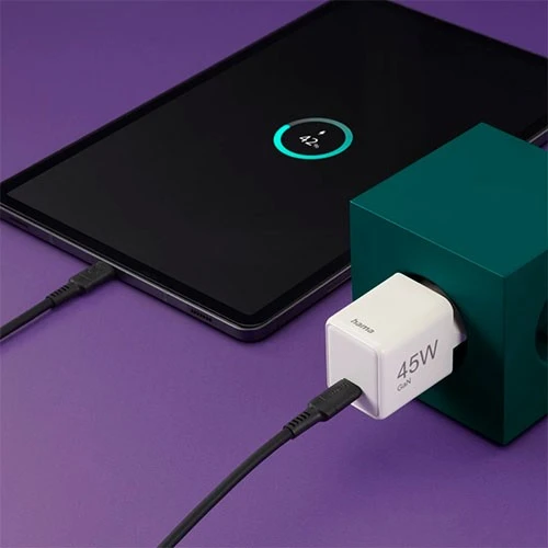 شاحنة هاما فائقة السرعة صغيرة الحجم USB-C موديل 201983 - تقنية GaN - قدرة 45 واط - خاصية الكشف عن الأجهزة الذكية - نظام أمان مدمج - أبيض (4047443522528) - image 10